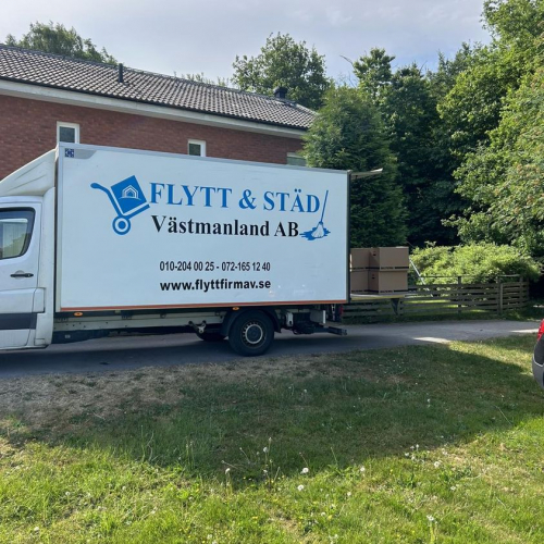 Flyttbil på sommaren